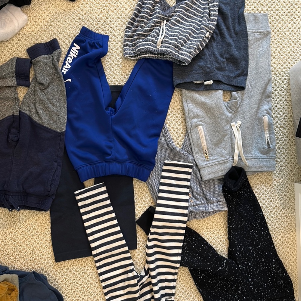 2-3T boys set of 9 pants